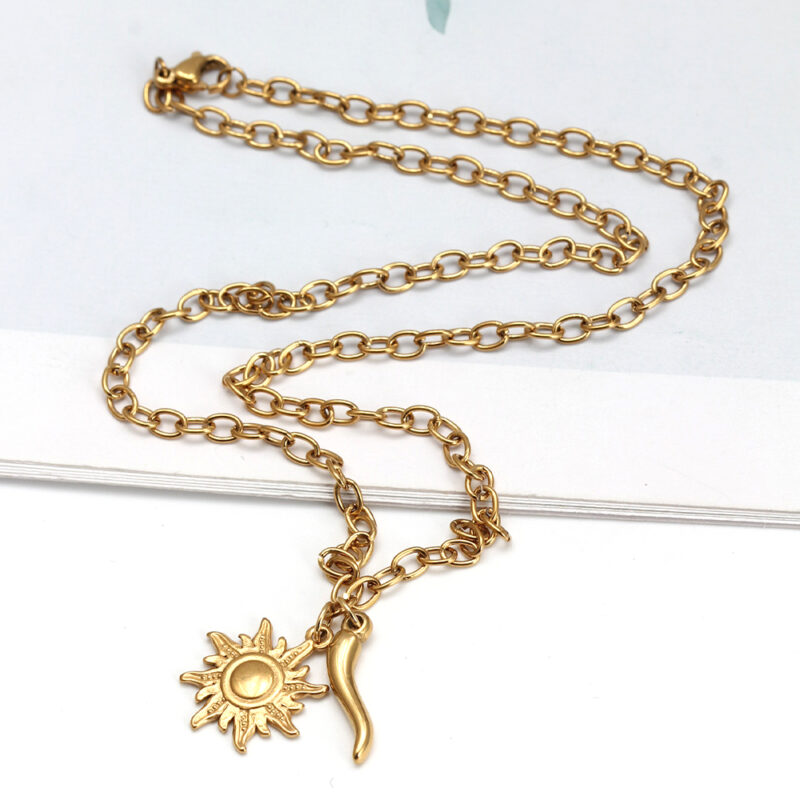 Italian Horn Necklace Gold